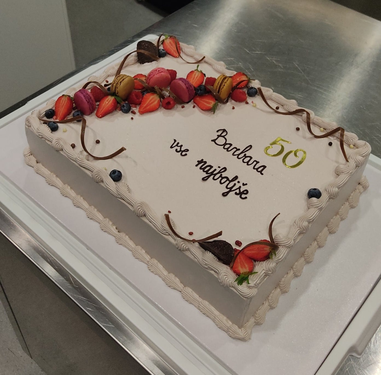 Cake Barnara, Rojstni dan, kupiti online