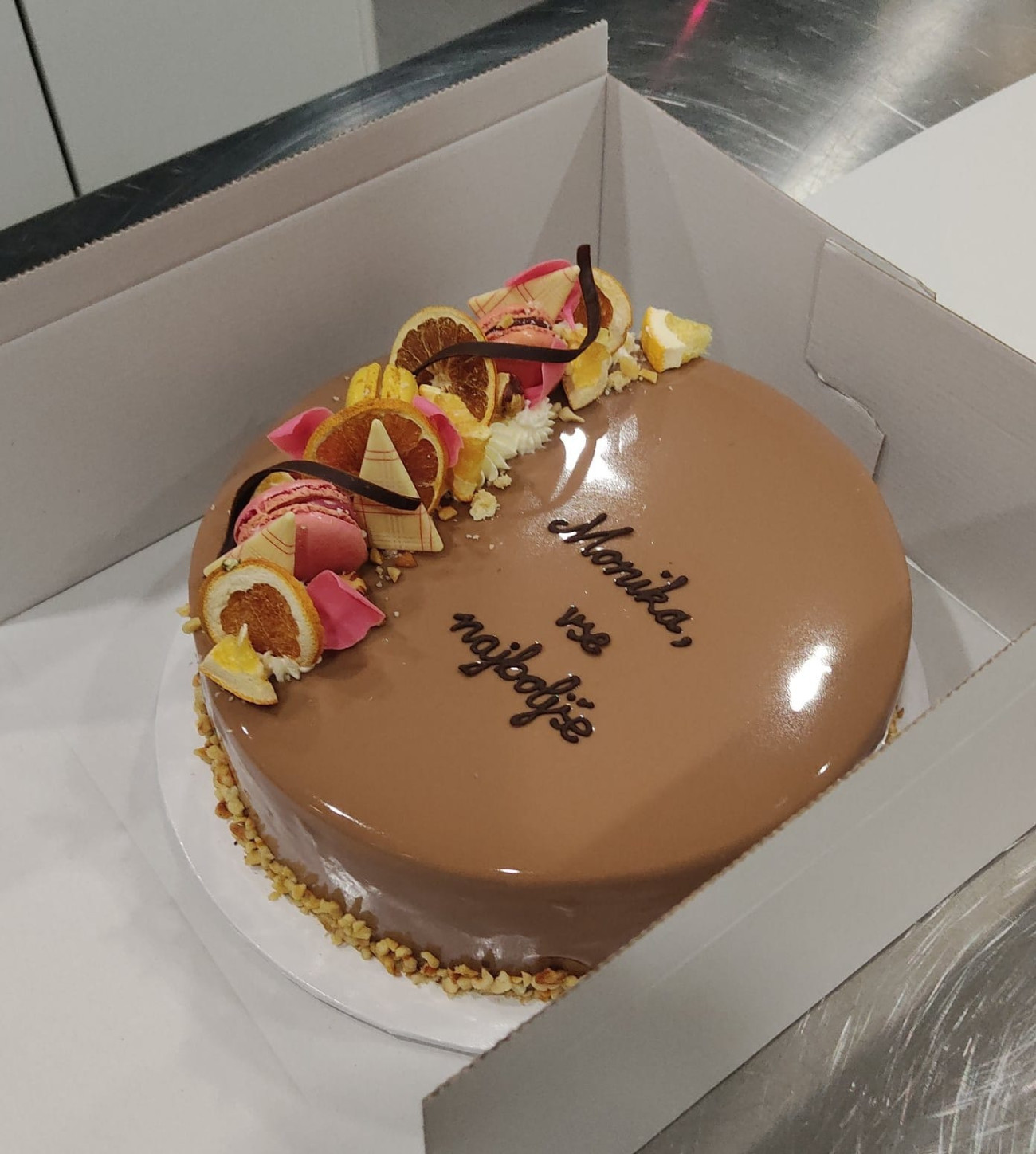 Moderna Torta Monika, Rojstni dan, kupiti online