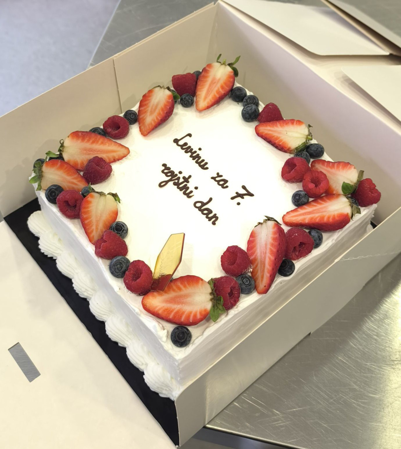 Kuchen Levinu, Otroški rojstni dan, kupiti online