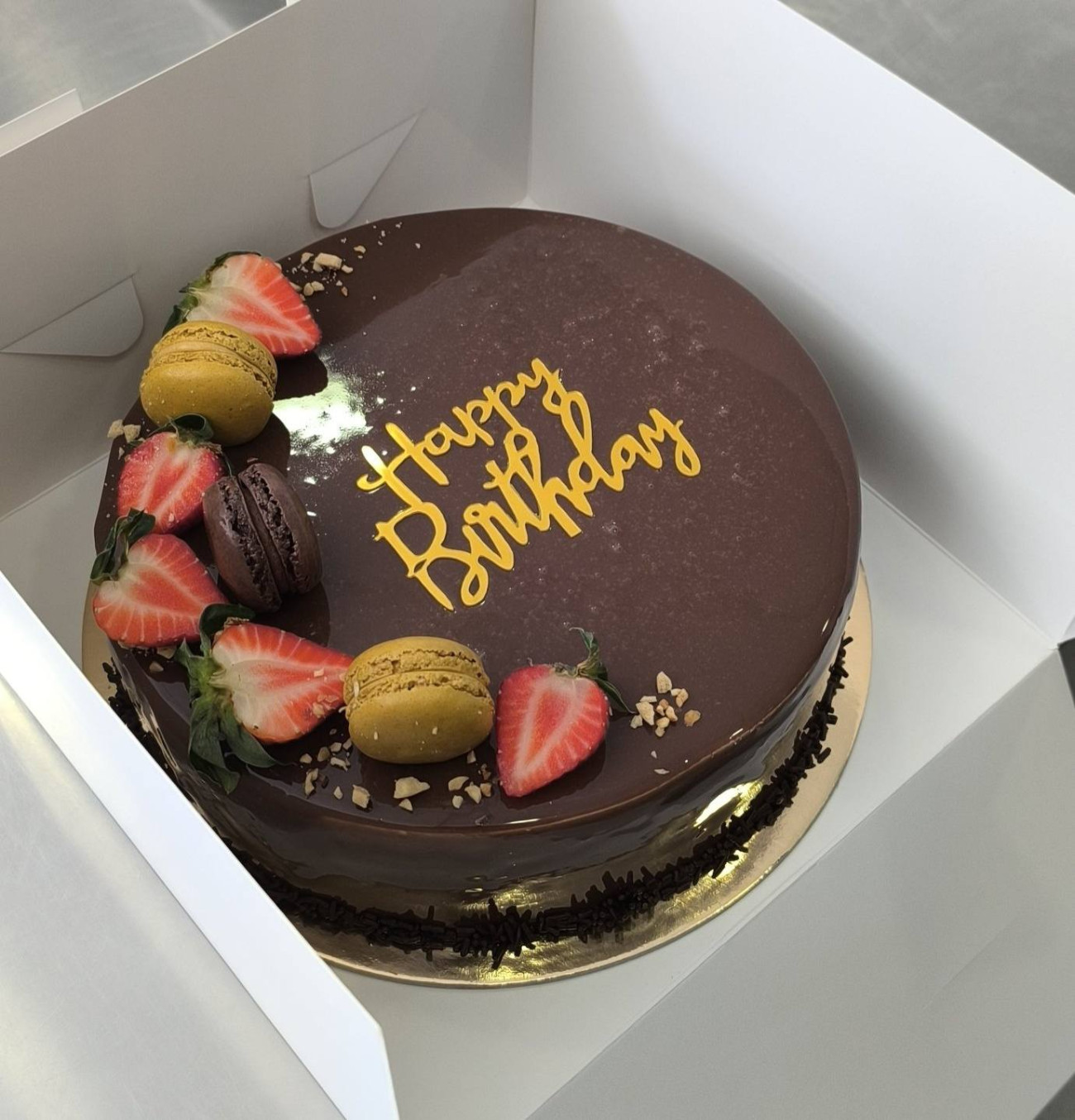 Moderna torta Happy birthday, Rojstni dan, kupiti online