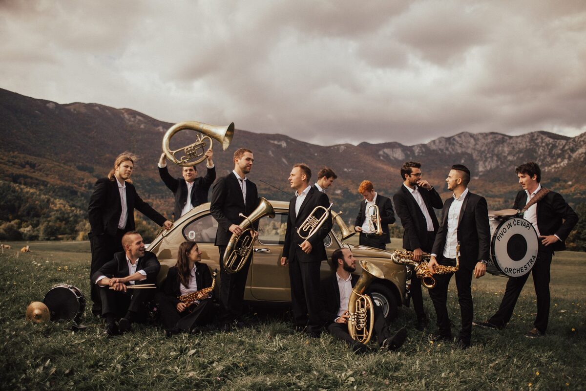 Poletni večer v Tinjelovi pečini | Music and dance | Bač pri Materiji | Events | Image #1