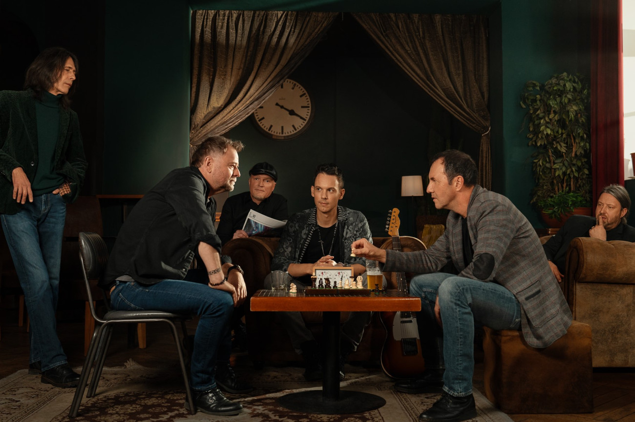 Poletni glasbeni večeri v Žički kartuziji: Mi2 | Музыка и танцы Preveri | Loče | События | Фото #1