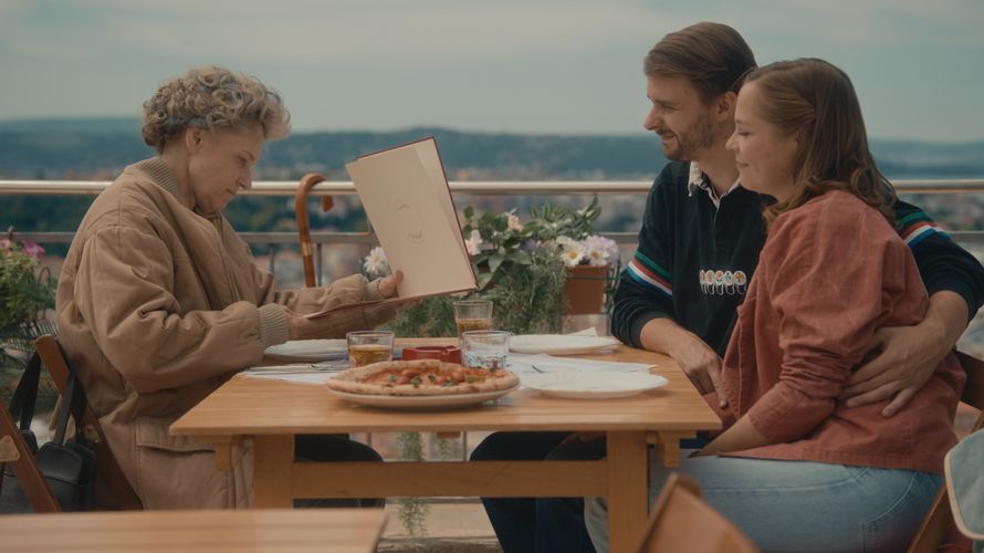 Belo se pere na devetdeset | Kino | Kranj | Dogodki | Slika #8