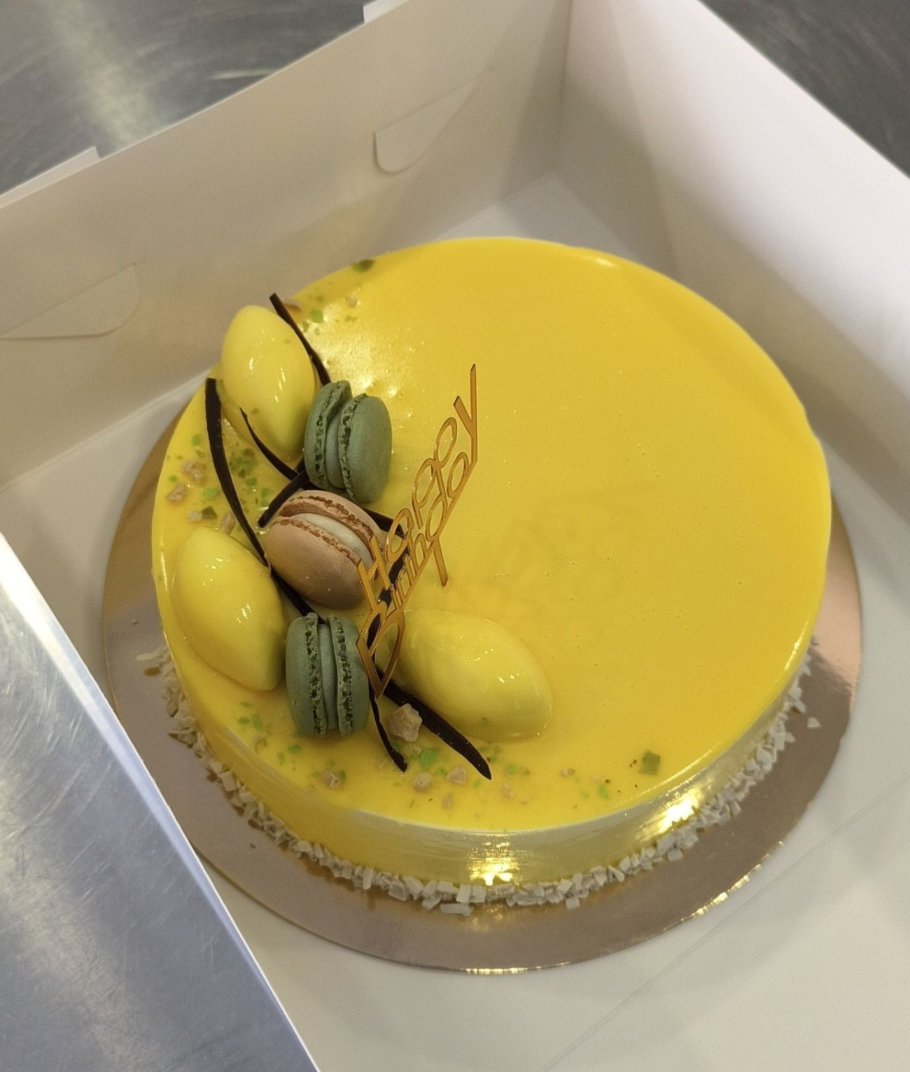 Moderna torta Happy birthday, Rojstni dan, kupiti online