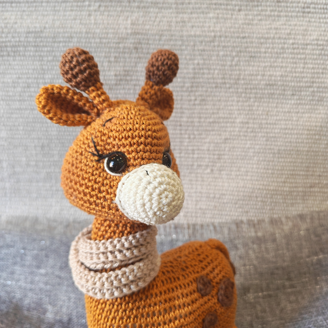 Žirafa kvačkana, Giocattoli in blago za otroke, kupiti online