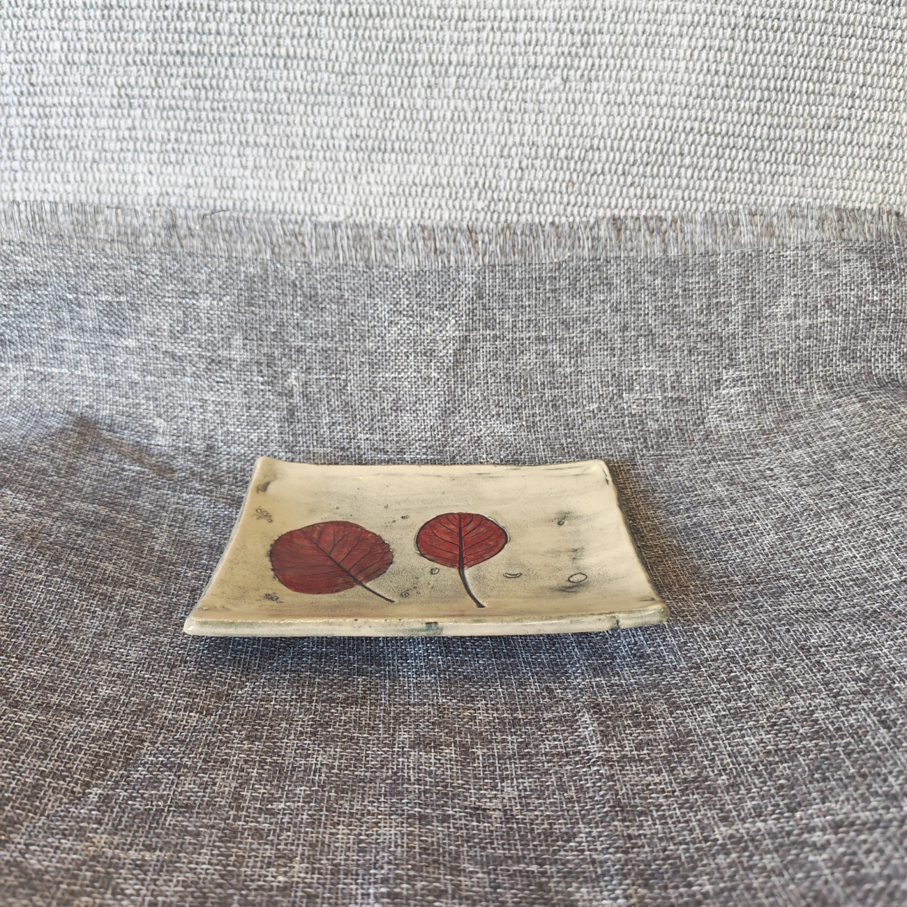 Krožniček kvadraten Ruj, Ceramics in steklo, kupiti online