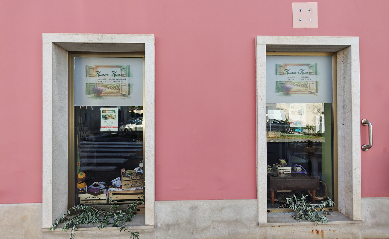 Store in Massage Salon Krasen-Krasna,   | Komen | Slovenia | Image #9