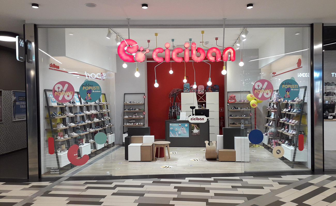 Geschäft Ciciban,  Planet Koper | Koper | Slowenien | Foto #1