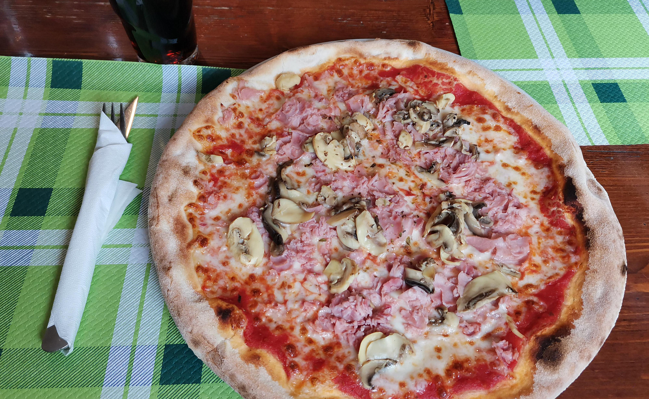 Pizzerija in gostilna Na Placu,   | Vipava | Slovenija | Slika #1