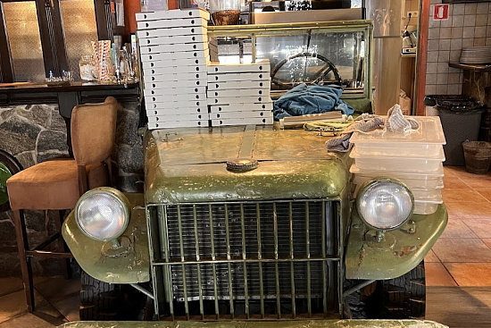 Pizzeria Trucker |  Hrušica |  Slovenia