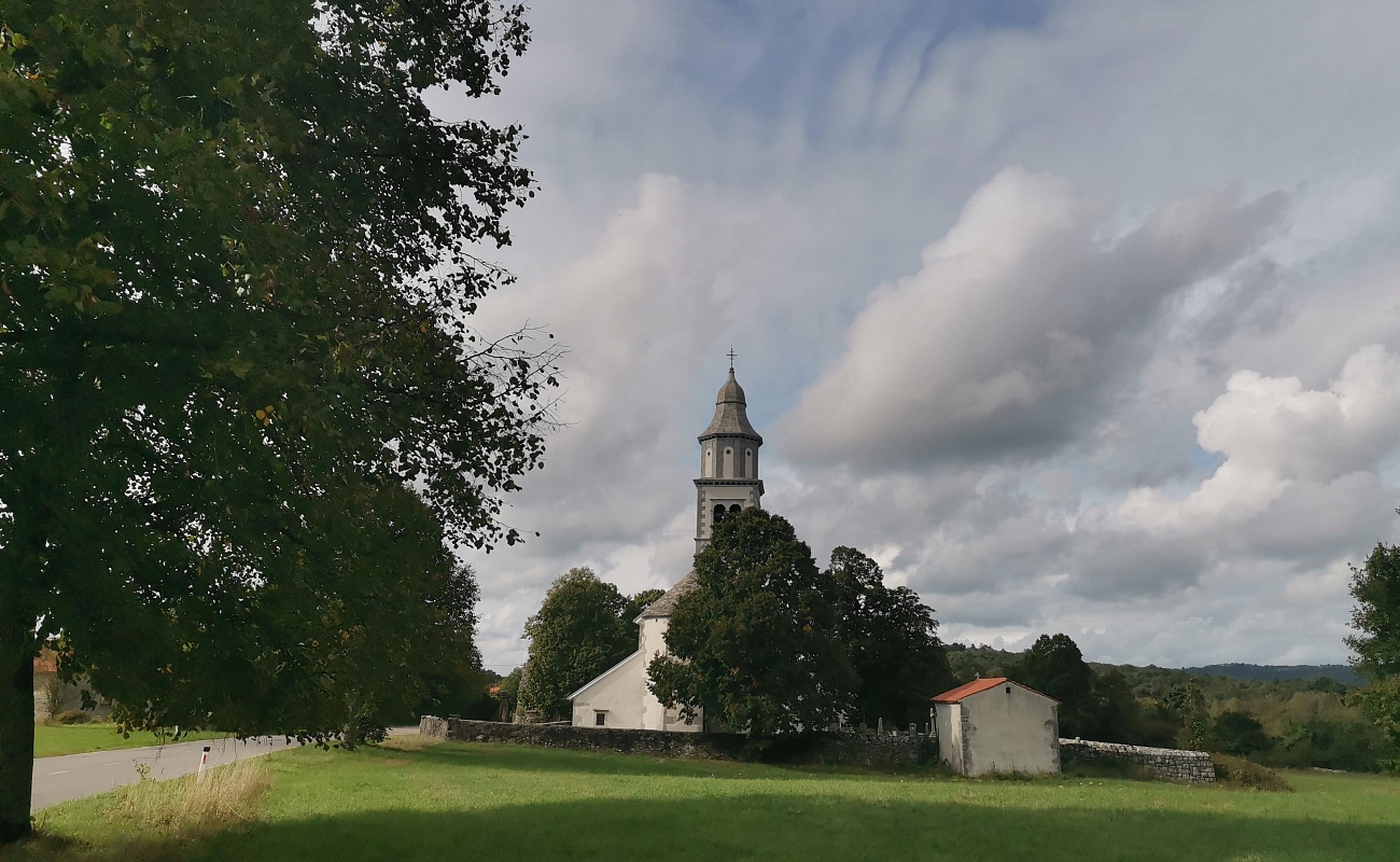 Cerkev sv. Lovrenc,   | Kazlje | Slovenija | Slika #1