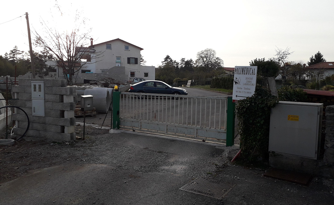 Zobotehnik Urban Bubnič,   | Križ | Slovenija | Slika #1