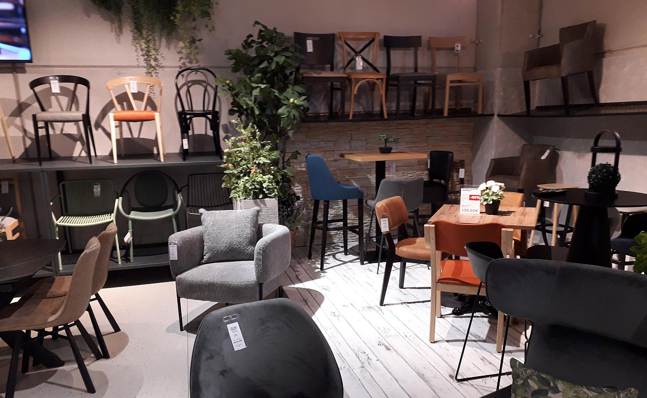 Möbelgeschäft Škerjanc,   | Povžane | Slowenien | Foto #1