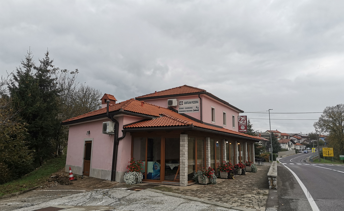 Pizzeria Ž 2,   | Obrov | Slovenia | Foto #4