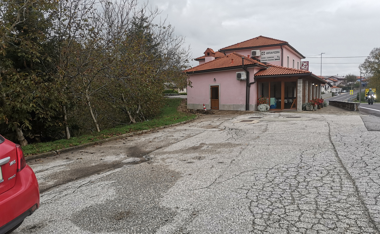 Pizzeria Ž 2,   | Obrov | Slovenia | Foto #5