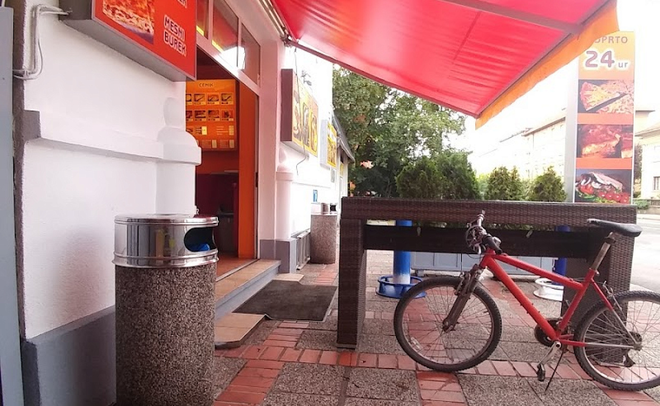 VIJA VAJA Pizza Burek Kebab,   | Ljubljana | Slowenien | Foto #1