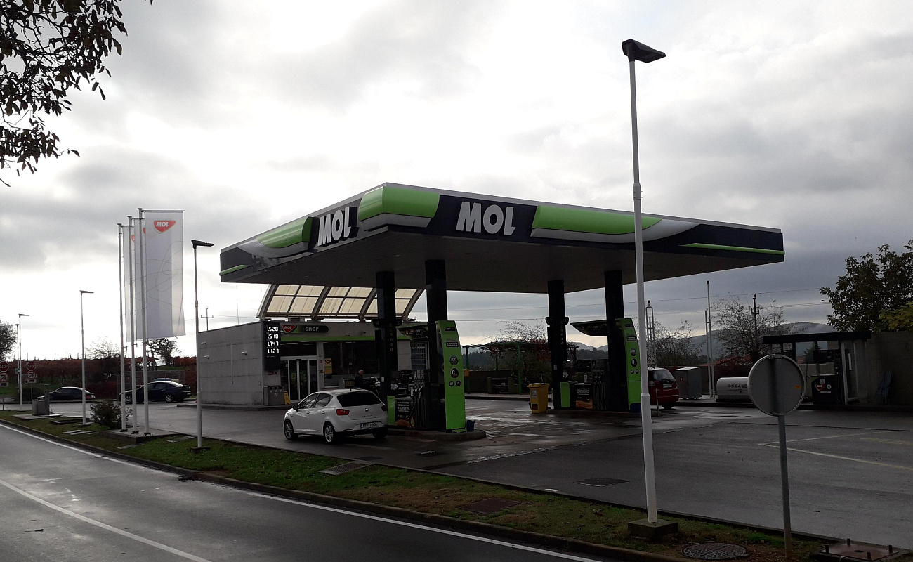 Gas station MOL,   | Dutovlje | Slovenia | Image #1
