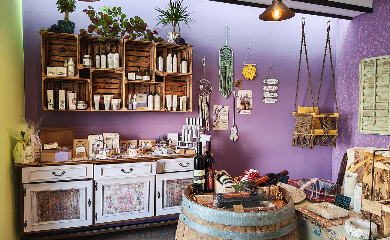 Store in Massage Salon Krasen-Krasna,   | Komen | Slovenia | Image #1