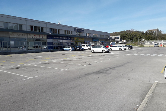 Parking lot Spar |  Sežana |  Slovenia