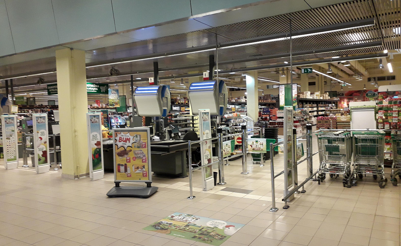 Supermercato Tuš,   | Sežana | Slovenia | Foto #1