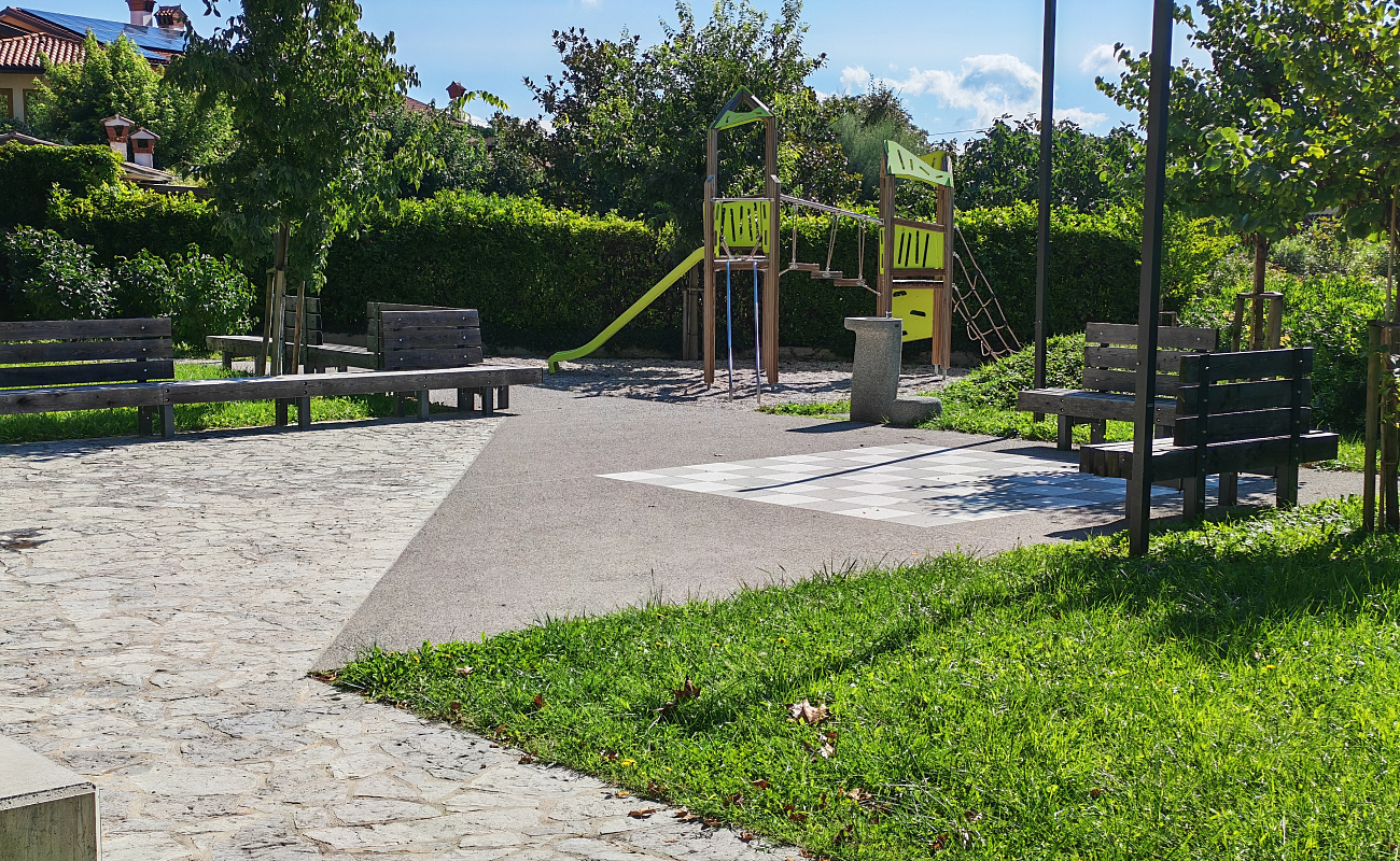 Otroško igrišče,   | Komen | Slovenia | Image #1