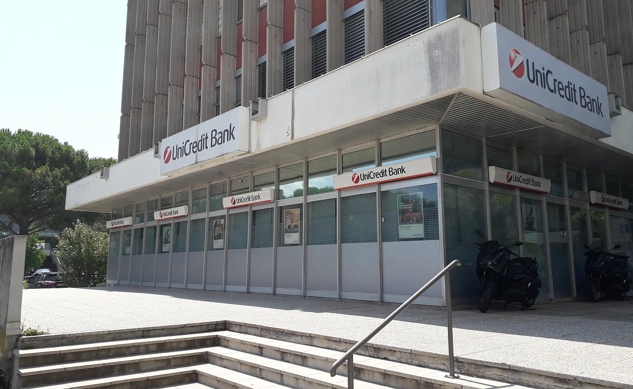 Unicredit Banca Slovenija,   | Capodistria | Slovenia | Foto #1