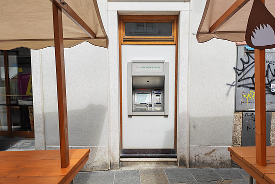 Bancomat Intesa Sanpaolo Bank |  Capodistria |  Slovenia