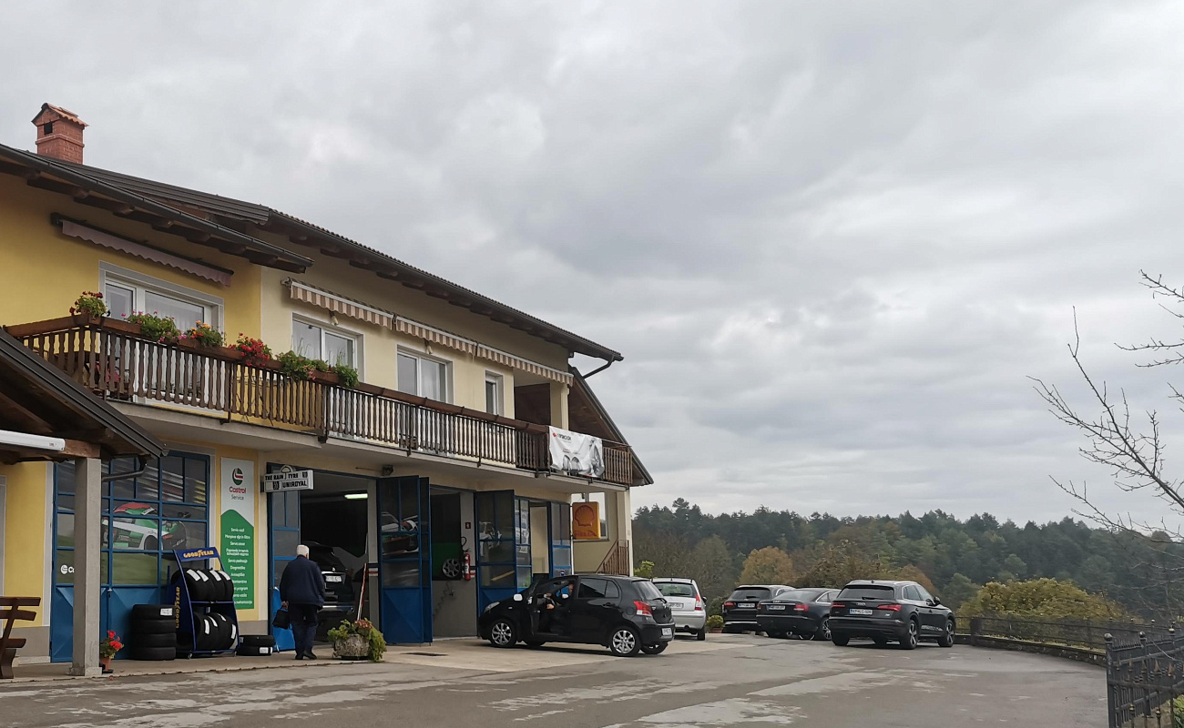 Officina auto Rojc Boštjan,   | Obrov | Slovenia | Foto #1